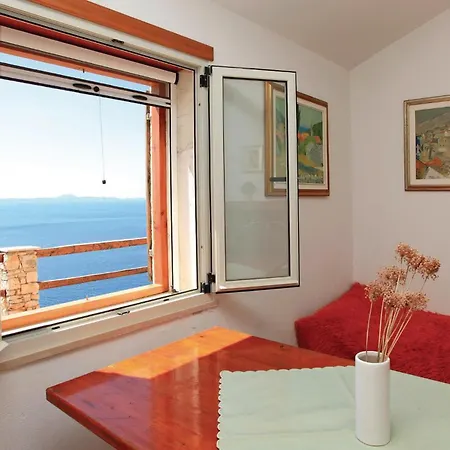 With Fireplace X Дом отдыха Zrnovo